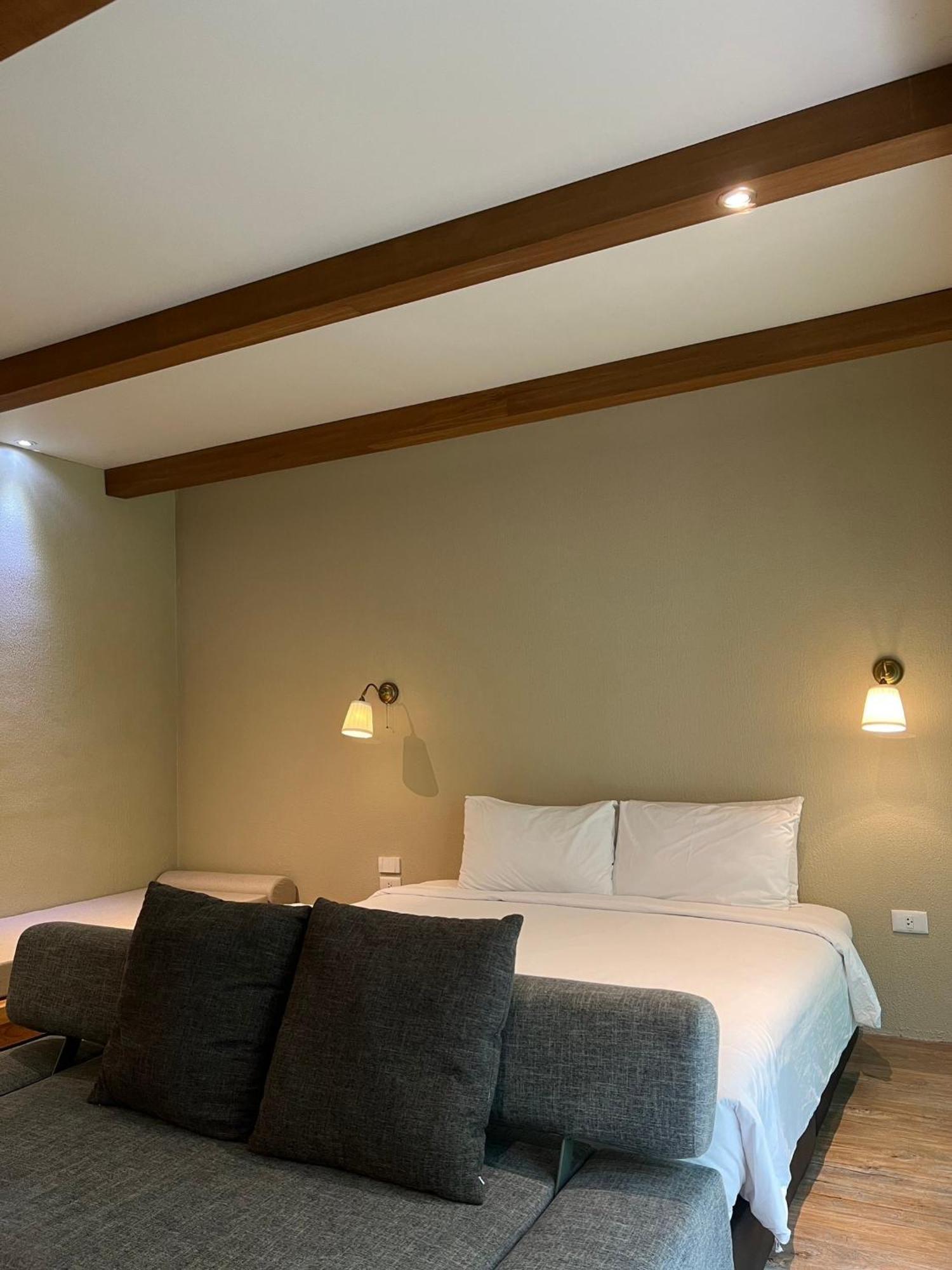 Inlaya Ratchaburi Otel Dış mekan fotoğraf