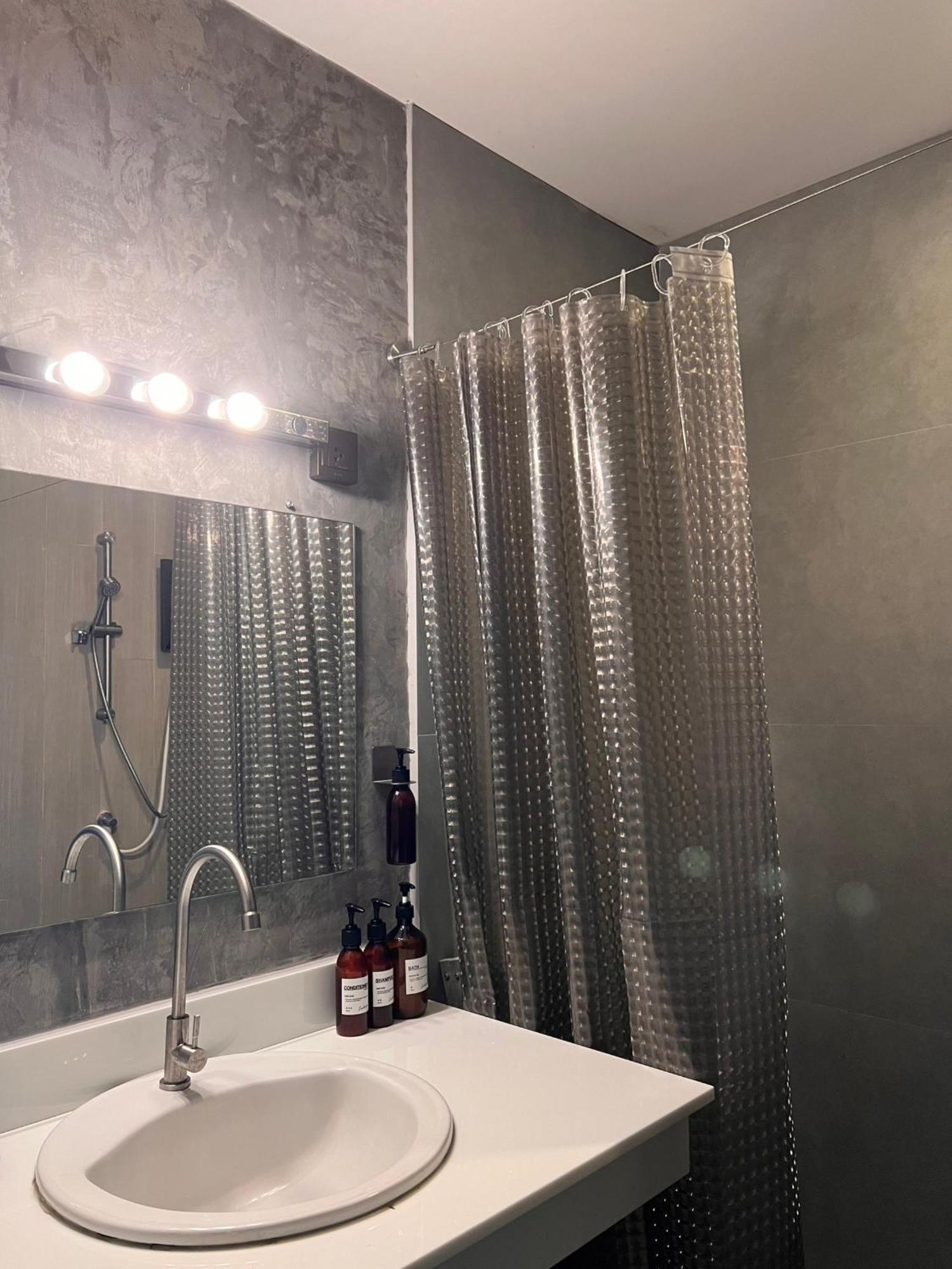 Inlaya Ratchaburi Otel Dış mekan fotoğraf